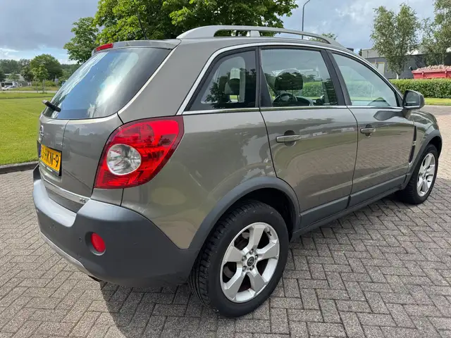 Opel Antara view 5