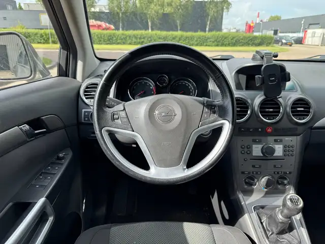 Opel Antara view 13