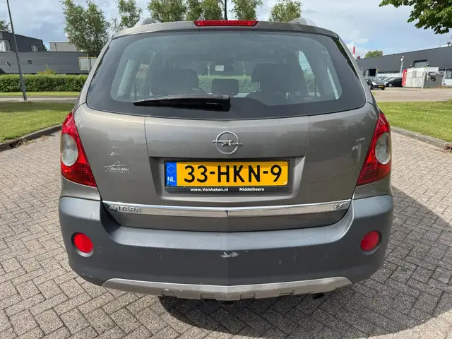 Opel Antara view 6