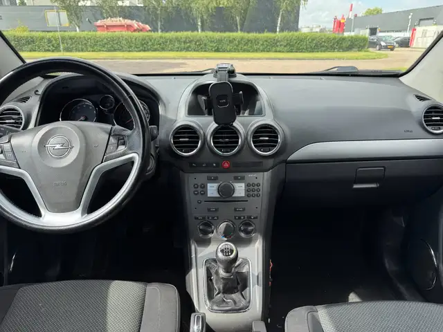 Opel Antara view 14