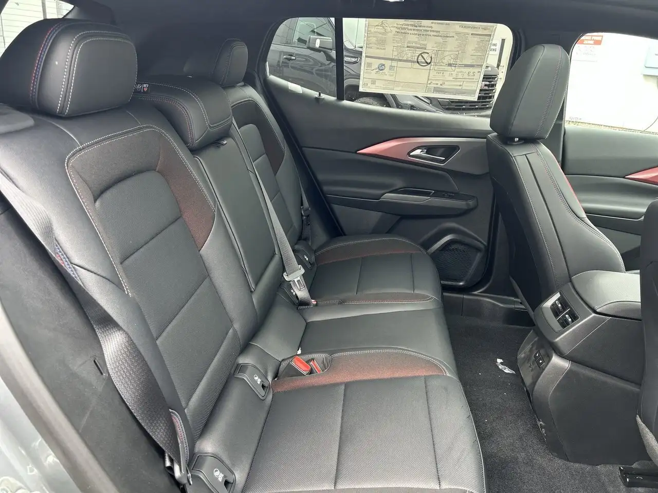 Chevrolet Equinox снимка Chevrolet Equinox