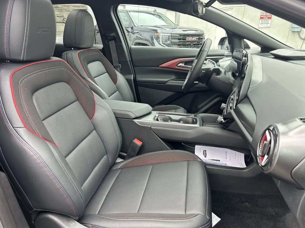 Chevrolet Equinox снимка Chevrolet Equinox