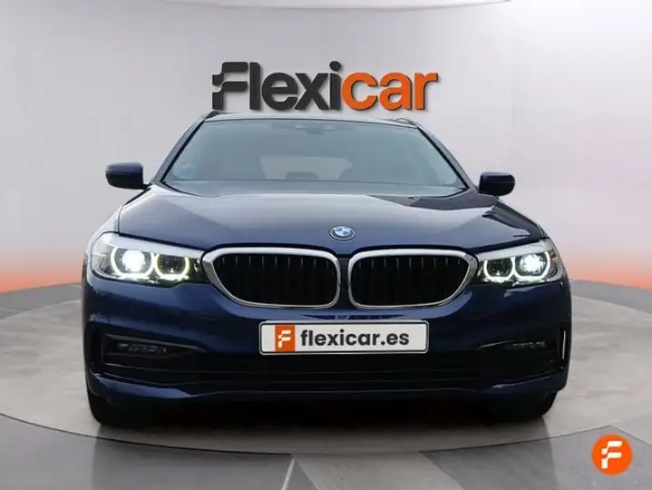 BMW Serie 5 2020, foto 2