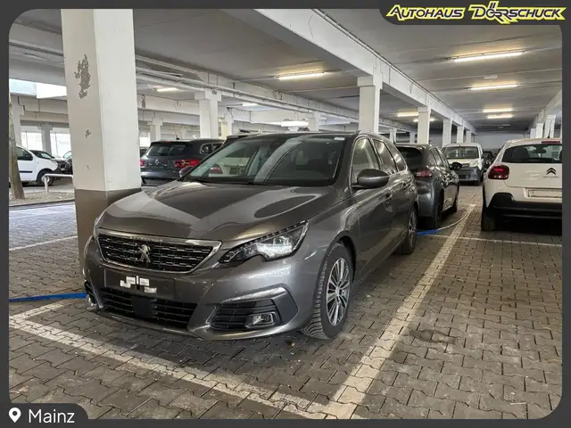 Peugeot 308 SW Allure Business EAT8. PANO. ACC. NAVI