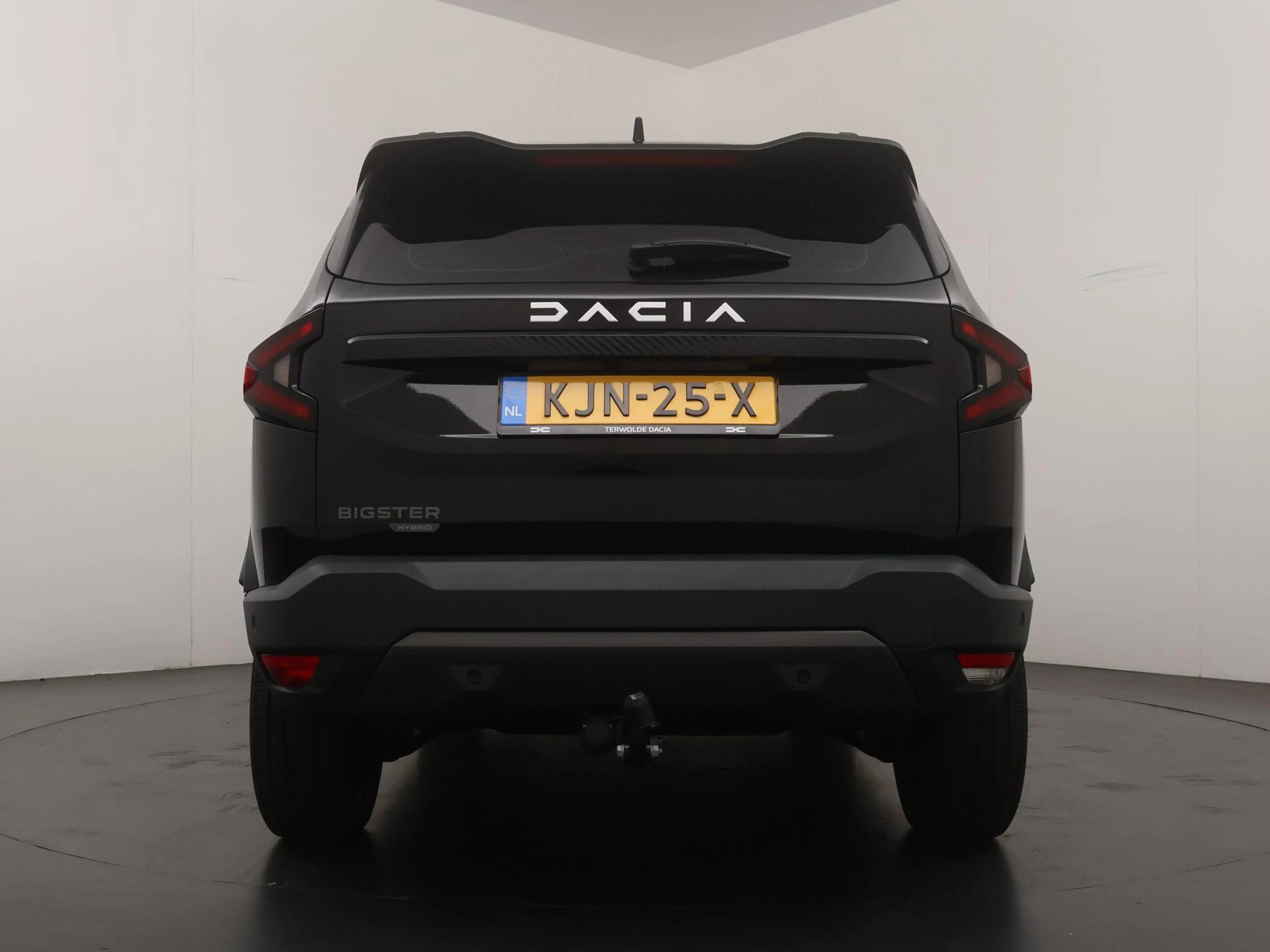 Dacia Bigster 1.8 Hybrid 155 Expression | Pack Assist | Noir Nac — photo 4