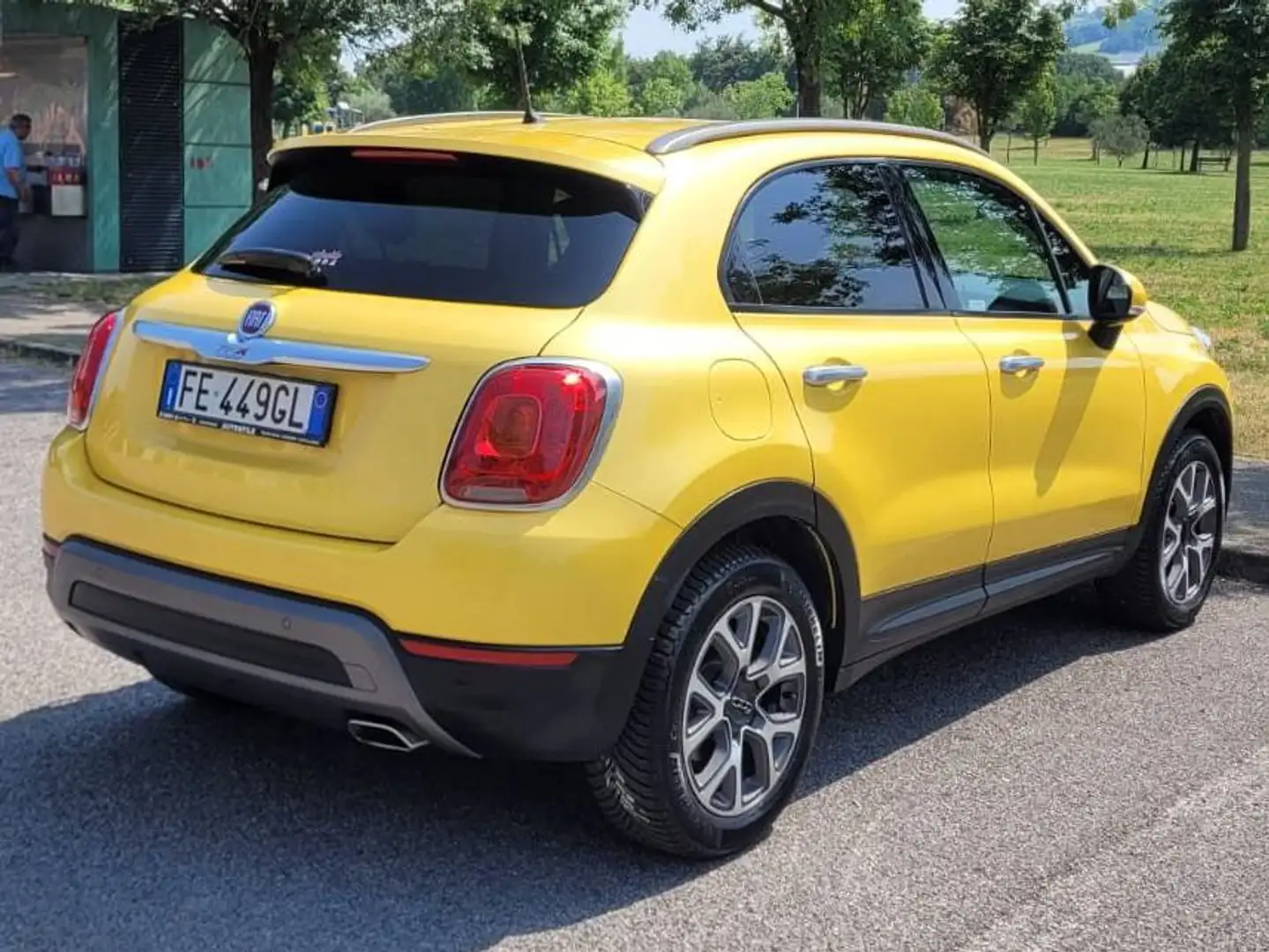 Fiat 500X 500 X 2015 1.6 mjt 4x2 120cv Amarillo - 2