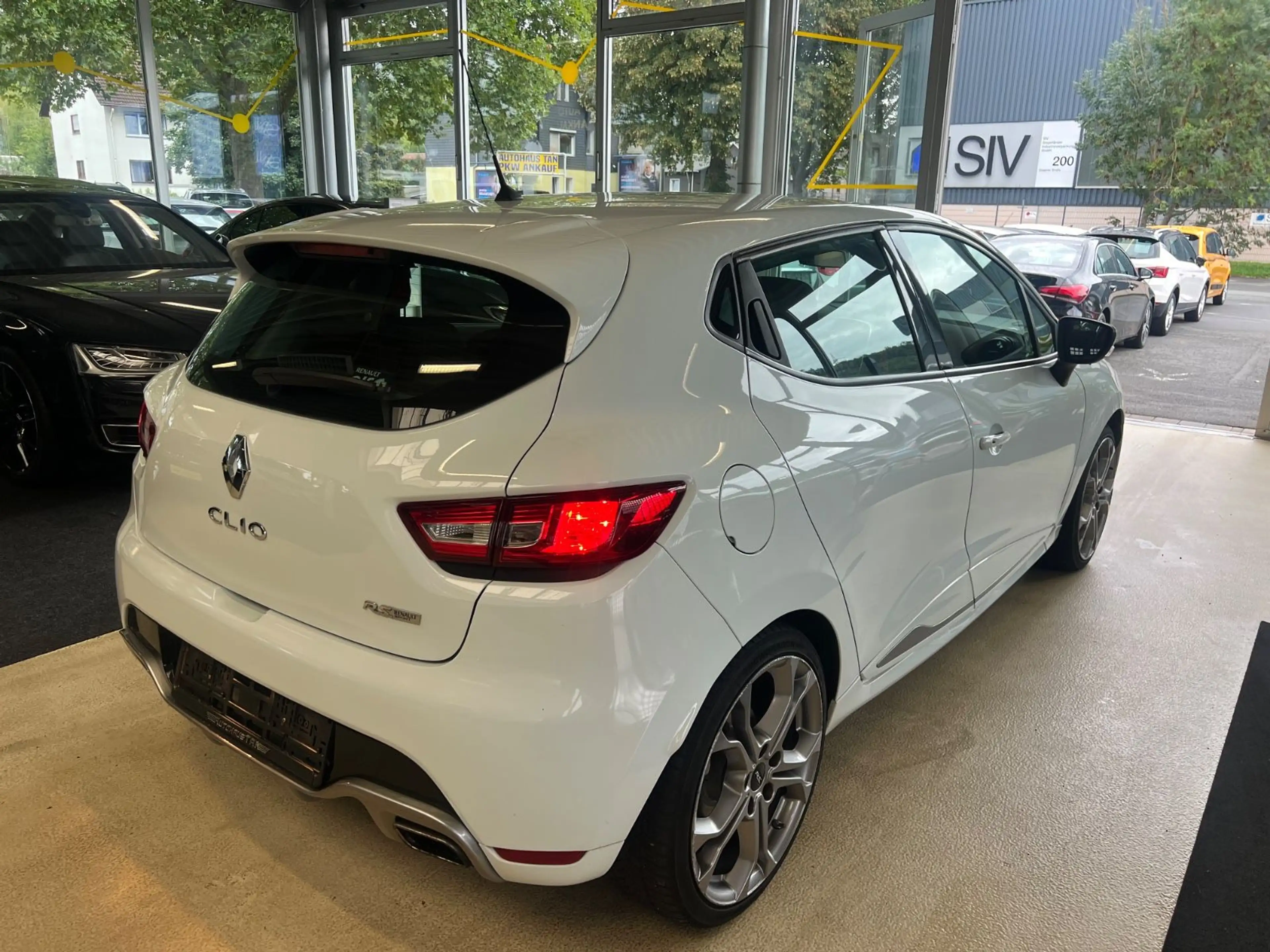 Renault Clio IV RS Renault Sport — photo 5