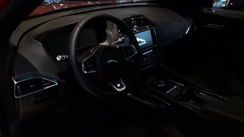 Jaguar F-Pace R-SPORT — photo 5