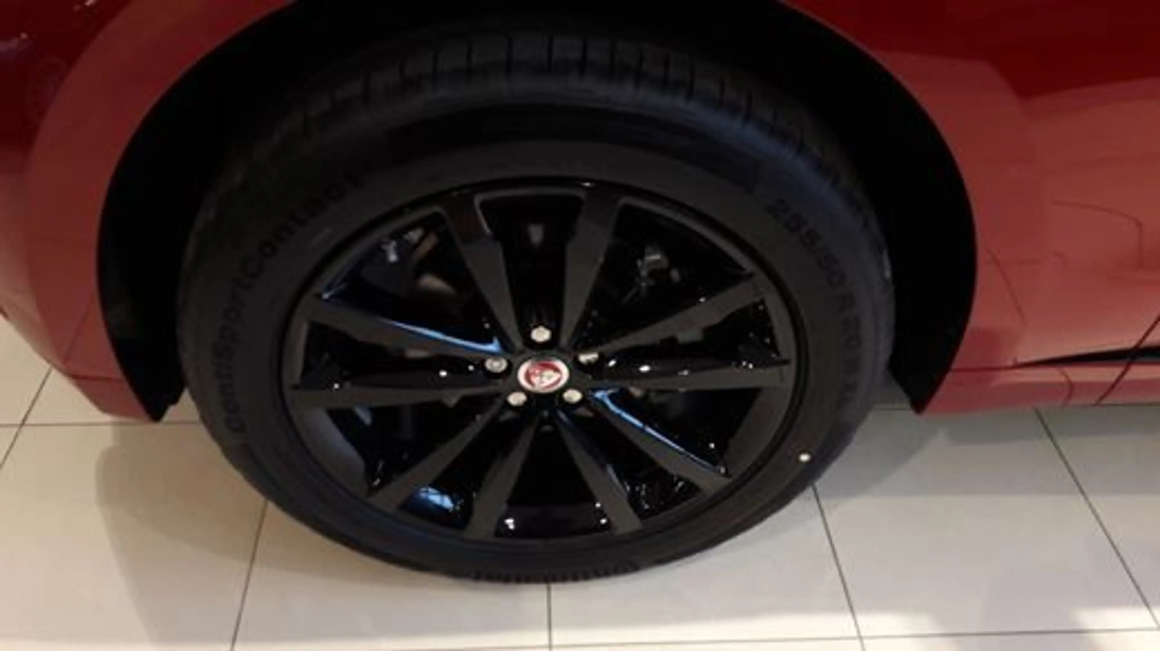 Jaguar F-Pace R-SPORT — photo 4