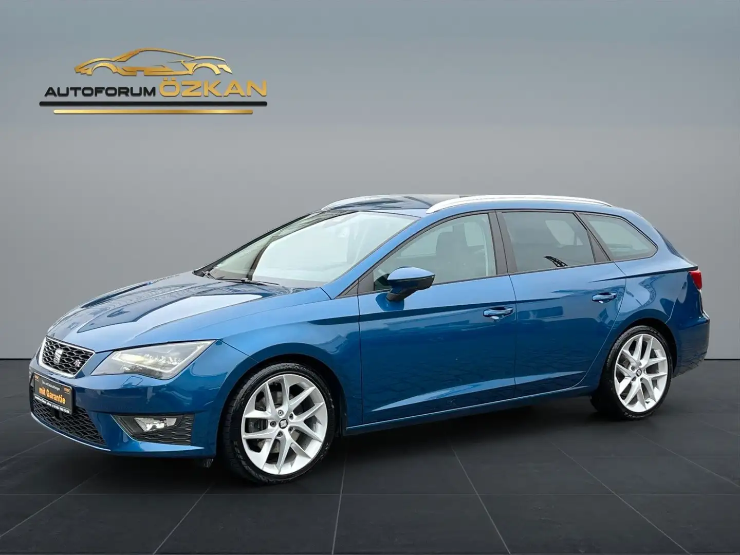 SEAT Leon 2.0 TDI ST FR-Line DSG Spurhalte ACC Blau - 1