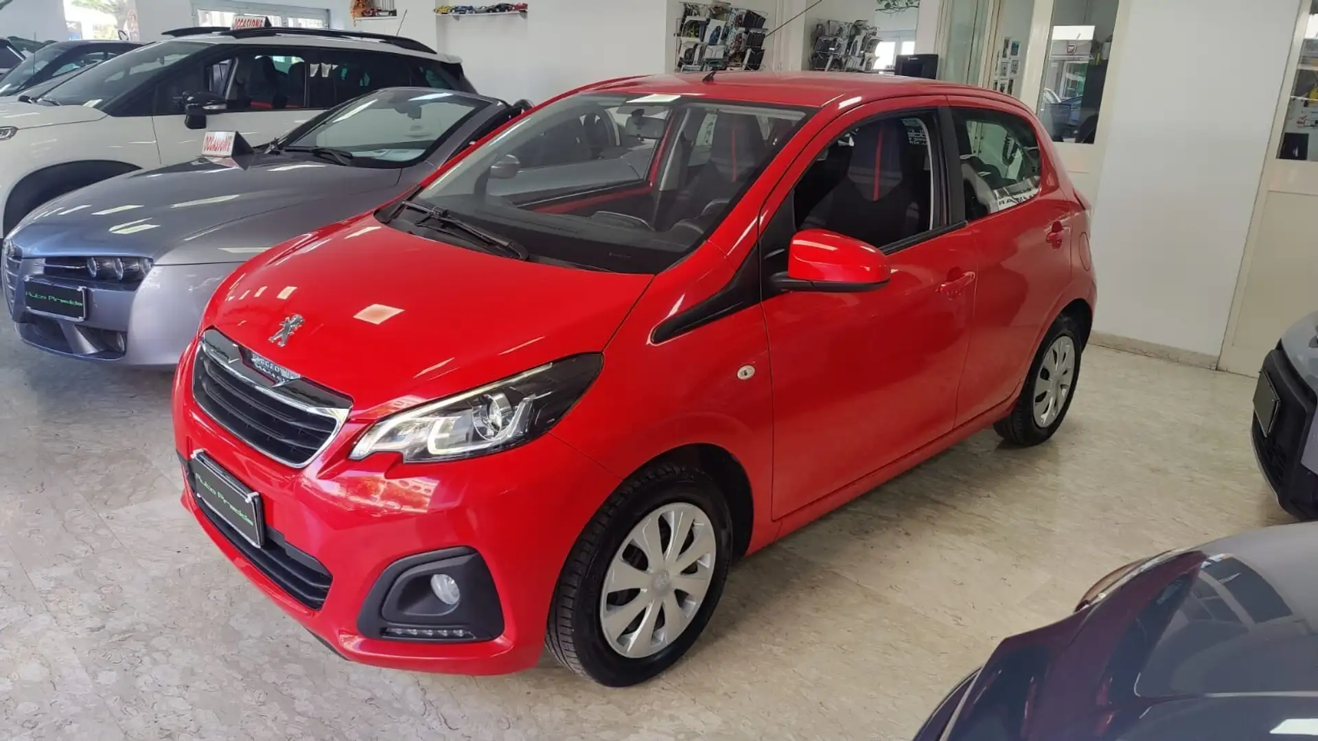 Peugeot 108 1.0 VTi 68 5 Porte EURO 6 Rouge - 1