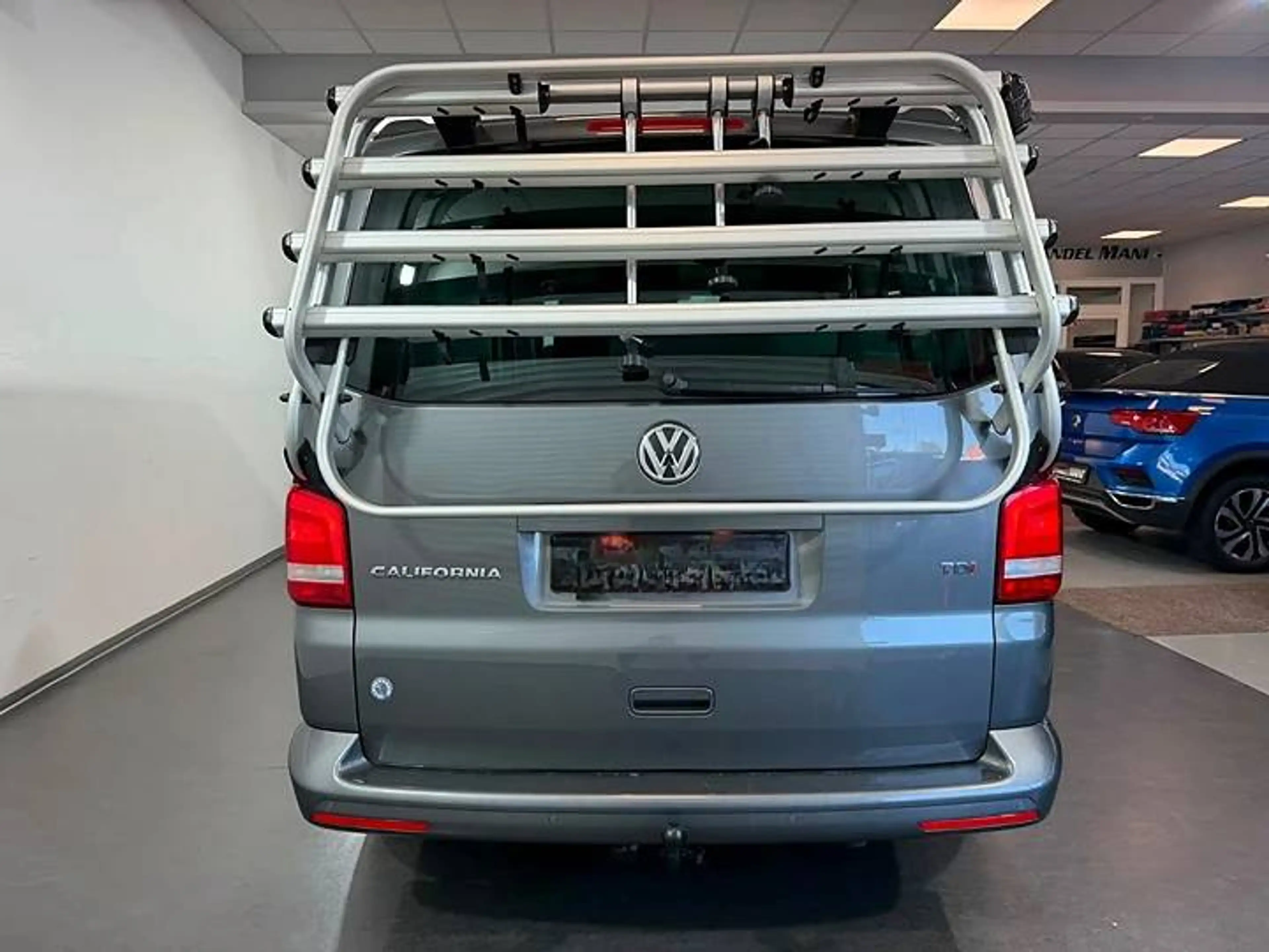 Volkswagen T5 Multivan California Aufstelldach Comfortline — photo 6