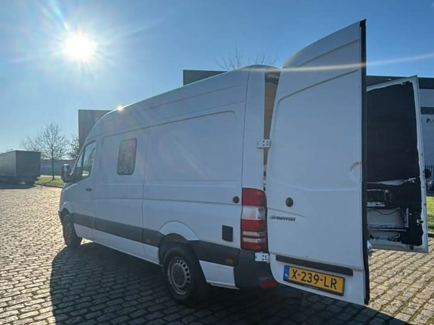 Mercedes-Benz Sprinter Camper Wit - 1