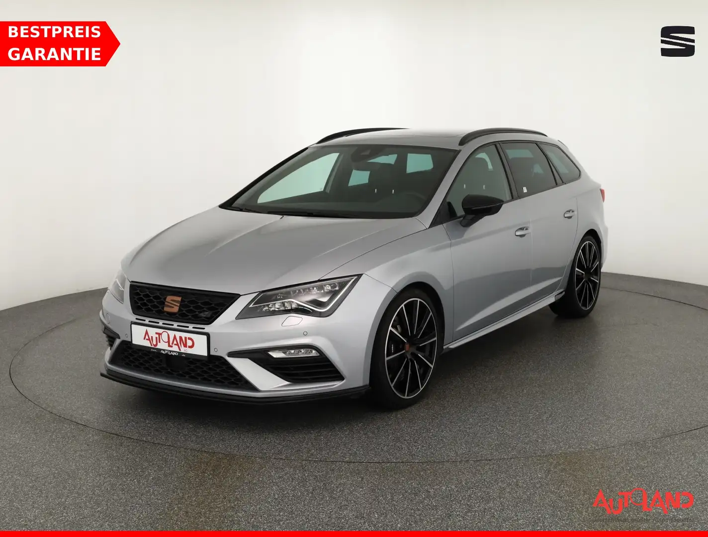 SEAT Leon ST 2.0 DSG Cupra Performance 4Drive Pano. Silber - 1