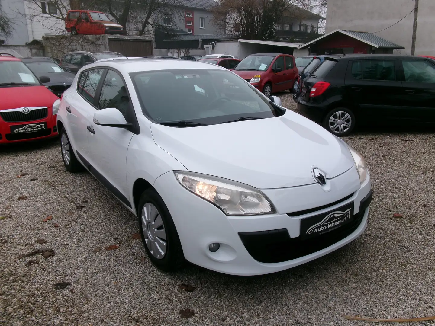 Renault Megane Mégane Tonic 1,6 16V 100 Weiß - 2