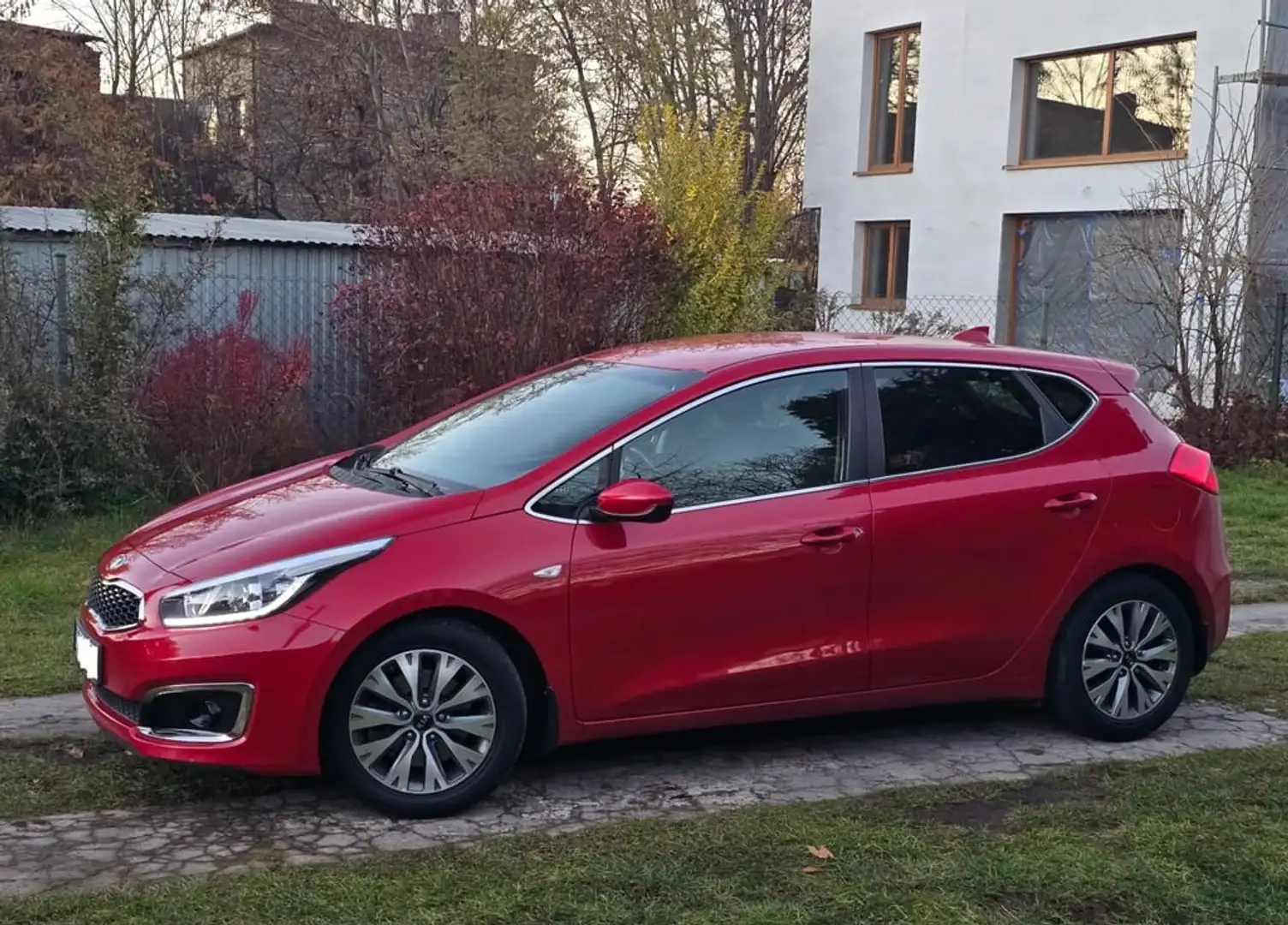 Kia Ceed / cee'd Cee'd 1.6i EX Rouge - 1