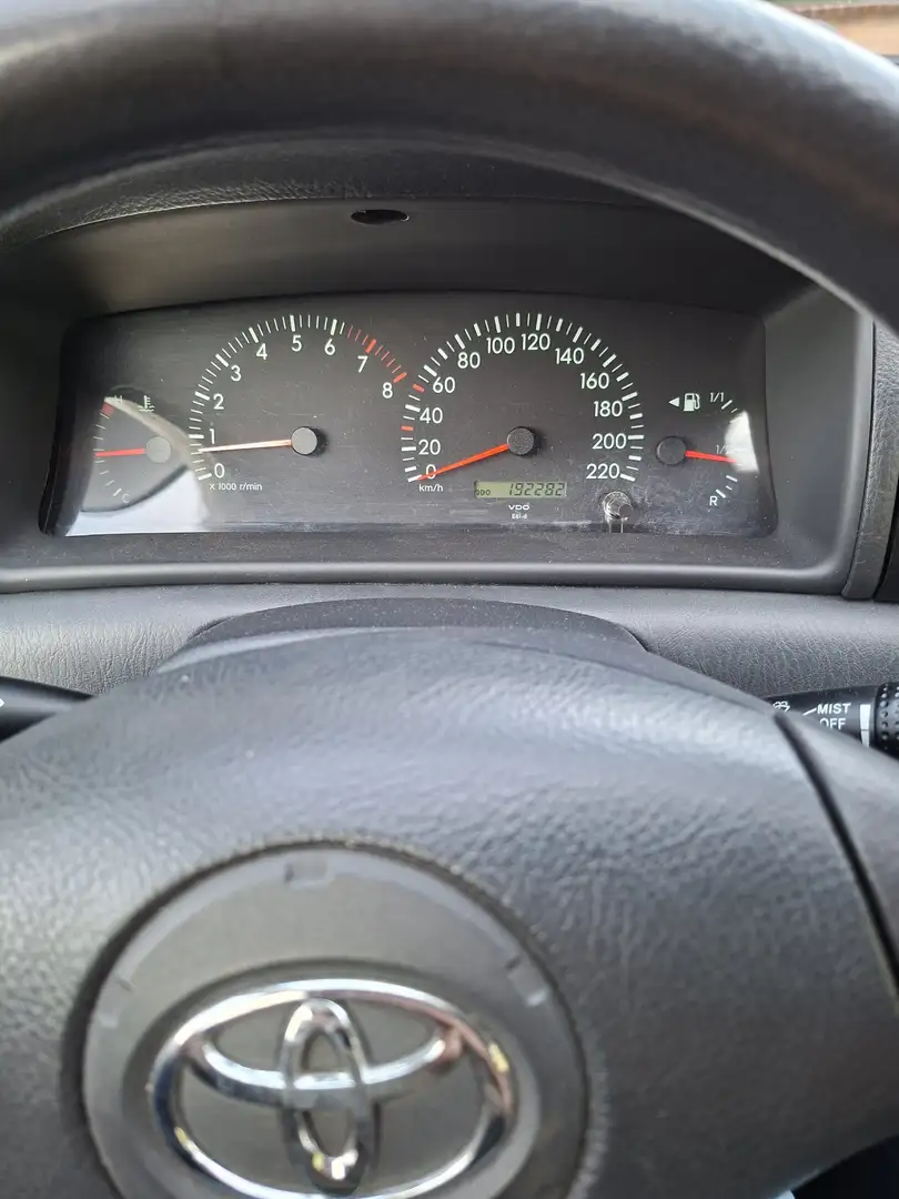 Toyota Corolla 16 V GT - 2