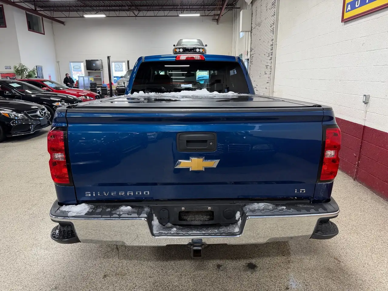Chevrolet Silverado 1500 снимка Chevrolet Silverado 1500