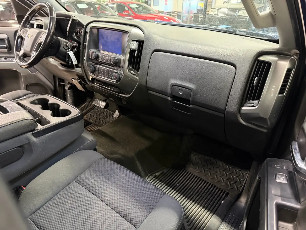 Chevrolet Silverado 1500 снимка Chevrolet Silverado 1500