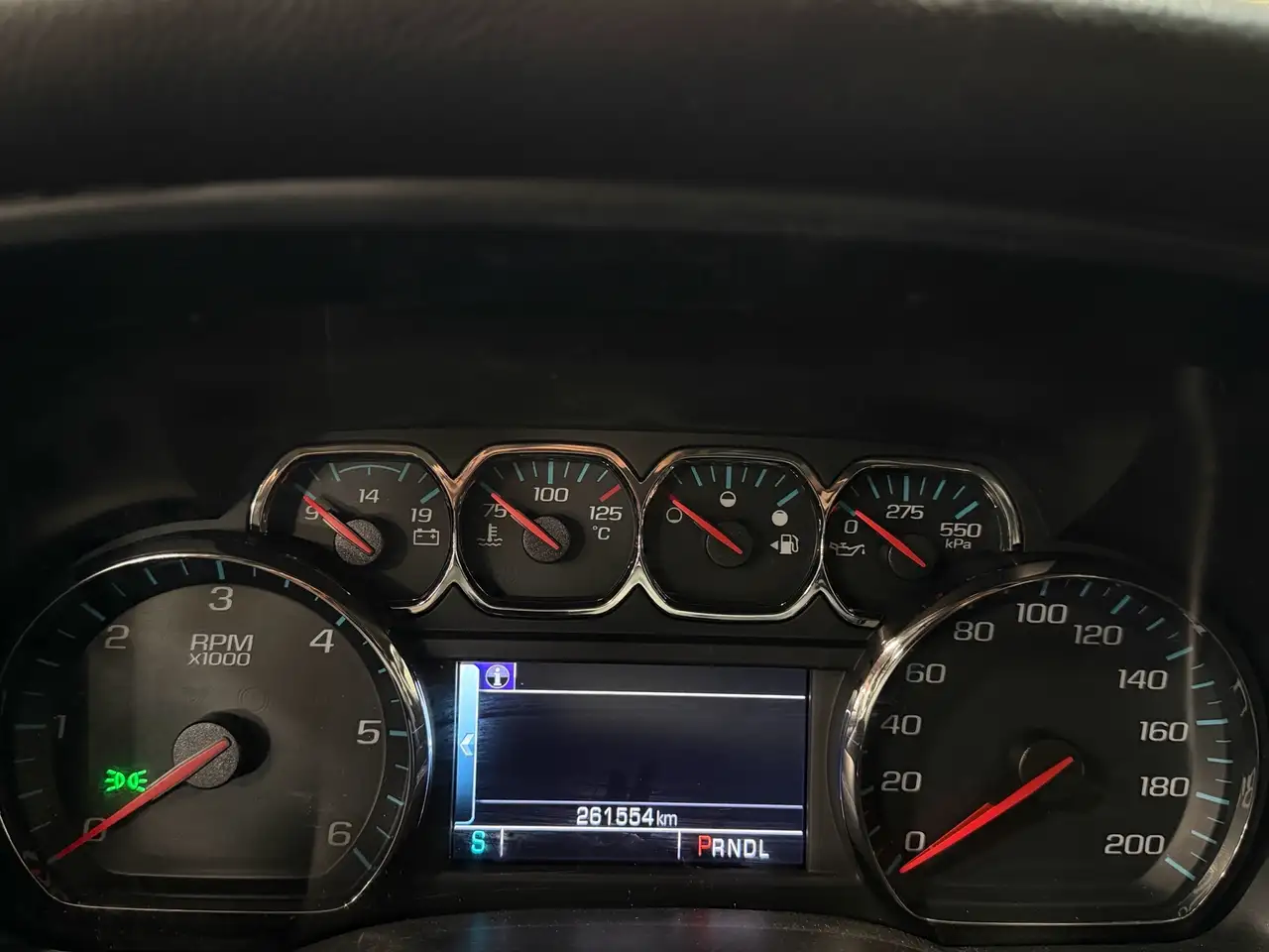 Chevrolet Silverado 1500 снимка Chevrolet Silverado 1500