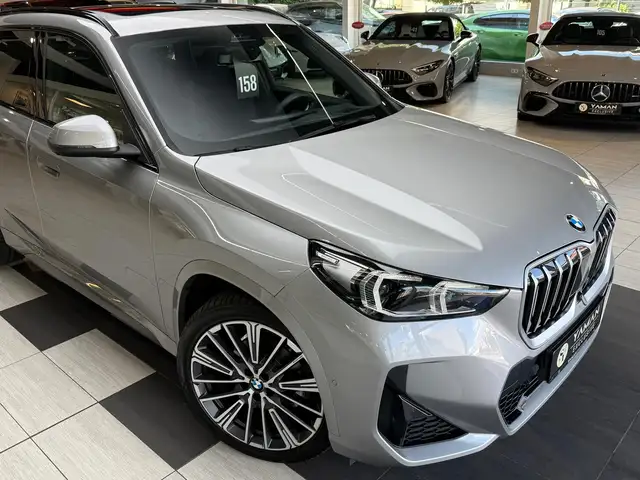 BMW X1 view 5