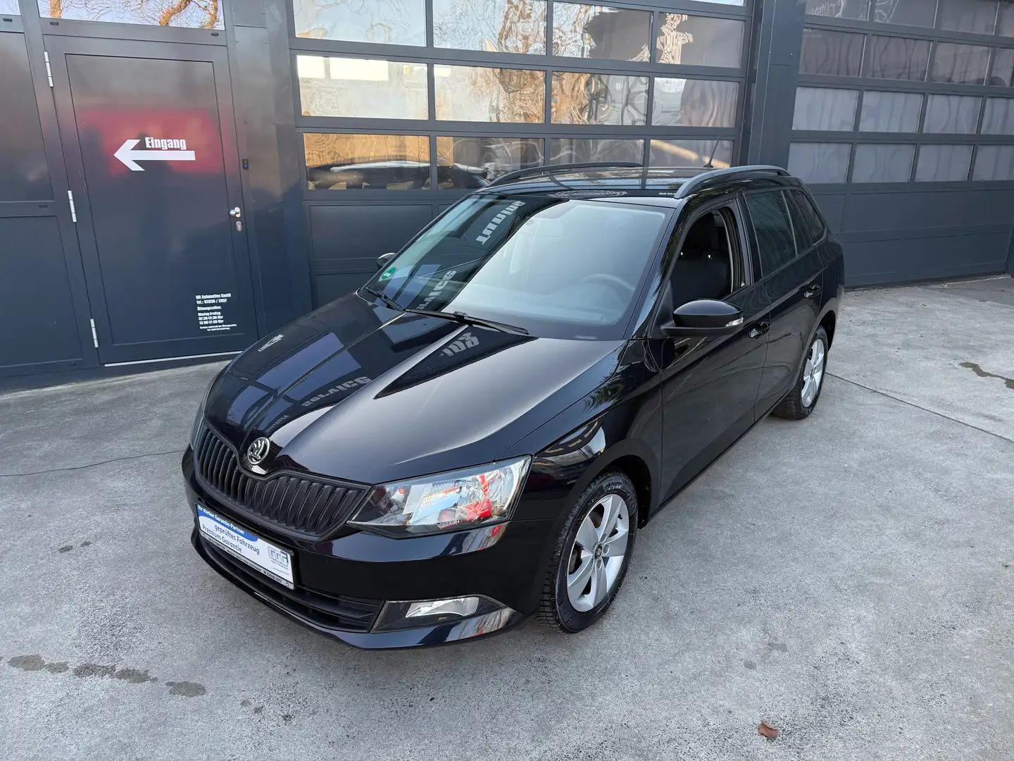 Skoda Fabia Cool Plus Top Zustand Sitzheizung DAB Garantie Schwarz - 2