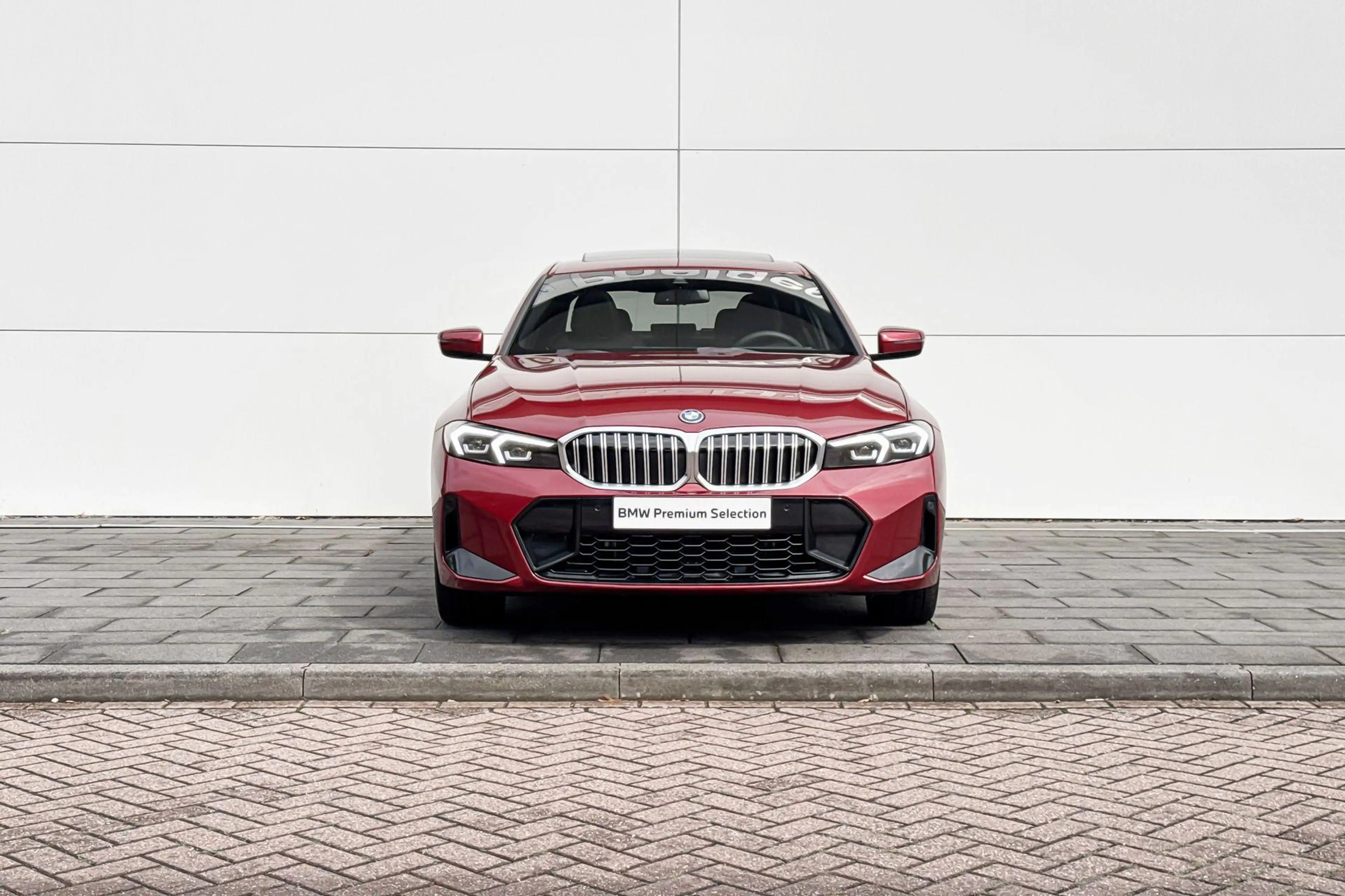 BMW 330 3 Serie Sedan 330e — photo 5