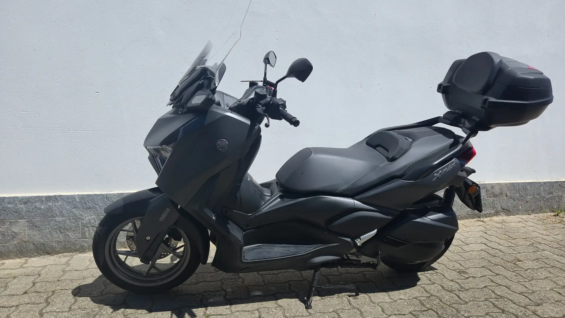 Yamaha X-Max 300 EURO 5 ABS Zwart - 1