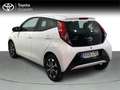 Toyota Aygo 5 Puertas x-play 70 Automático (x-shift) - thumbnail 2
