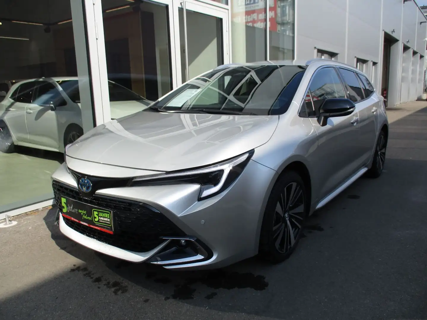 Toyota Corolla 1.8 Hybrid Touring Sports Active Drive Silber - 2