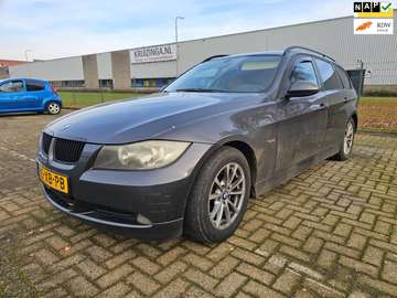 3-serie Touring 320i Business Line *apk:03-2026*