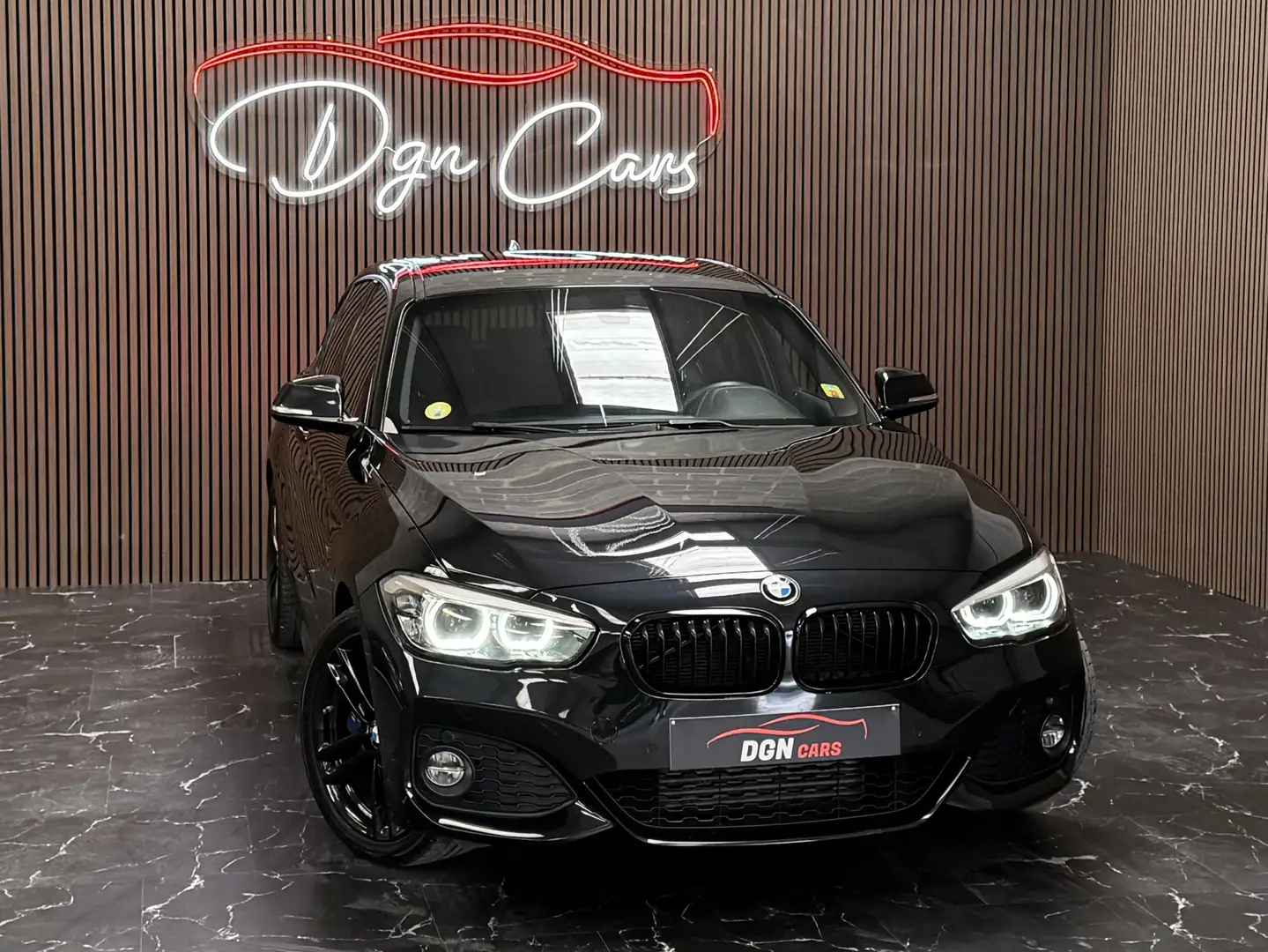 BMW 118 118D PACK M SHADOW LINE Schwarz - 2
