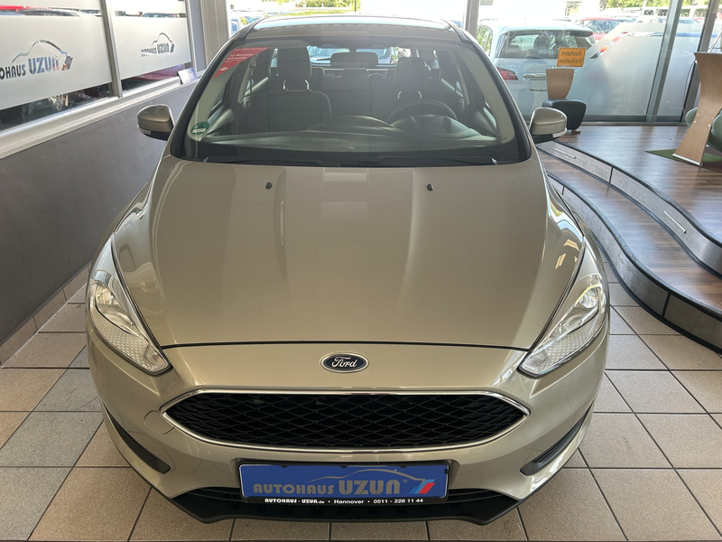 Ford Focus Turnier 1.6 1.Hand Amiente AC AHK Scheckhe — photo 5