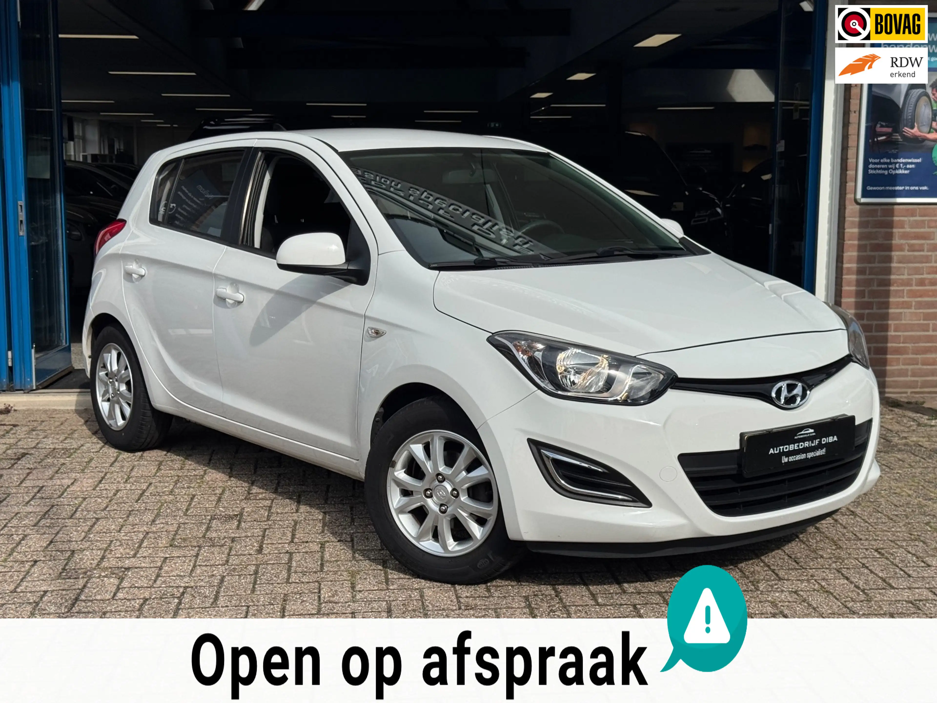 Hyundai i20 1.2i i-Drive 2014 WIT 5drs AIRCO LM APK NAP!