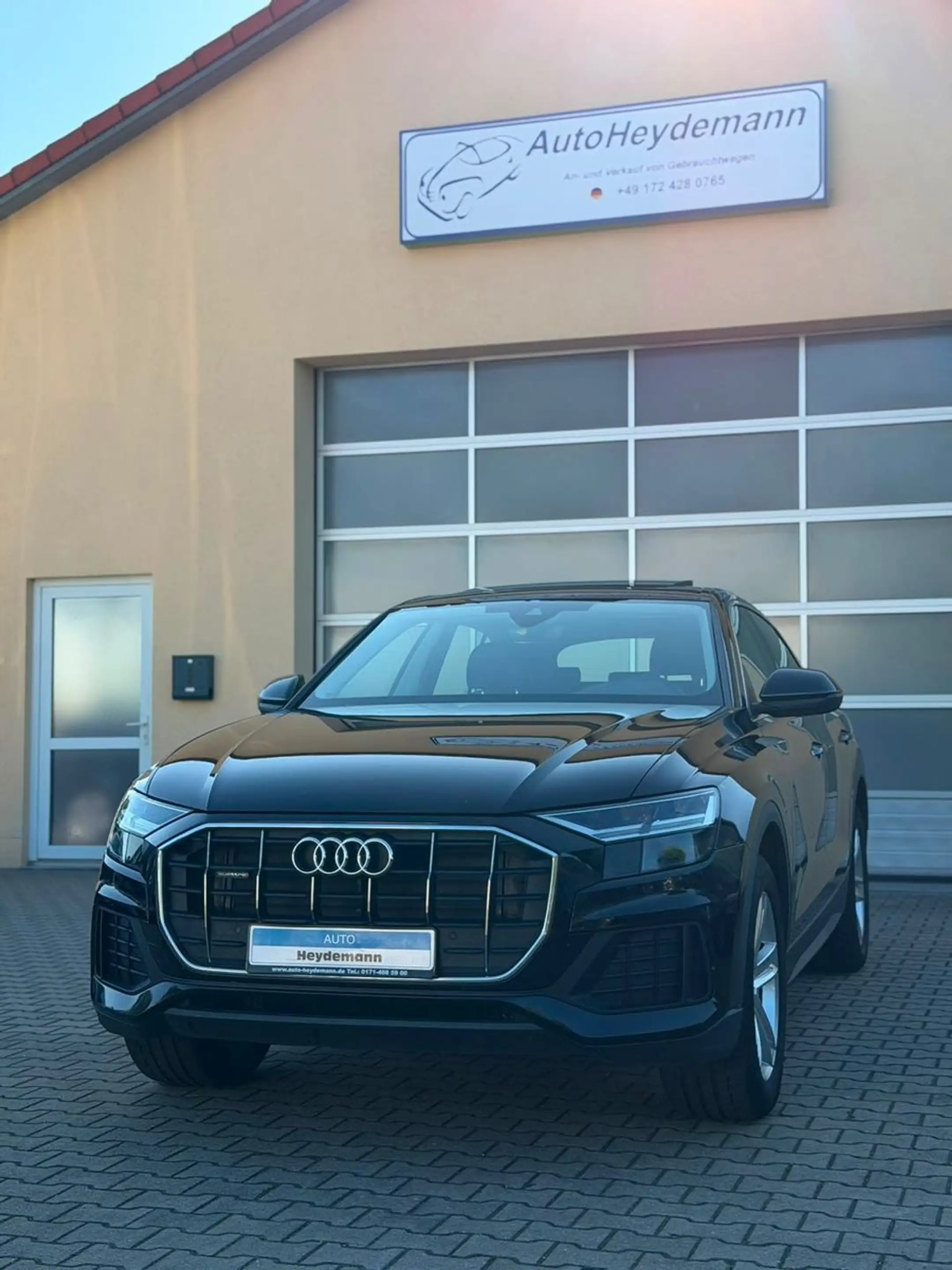 Audi Q8 45 TDI quattro Competition plus Panorama — photo 4