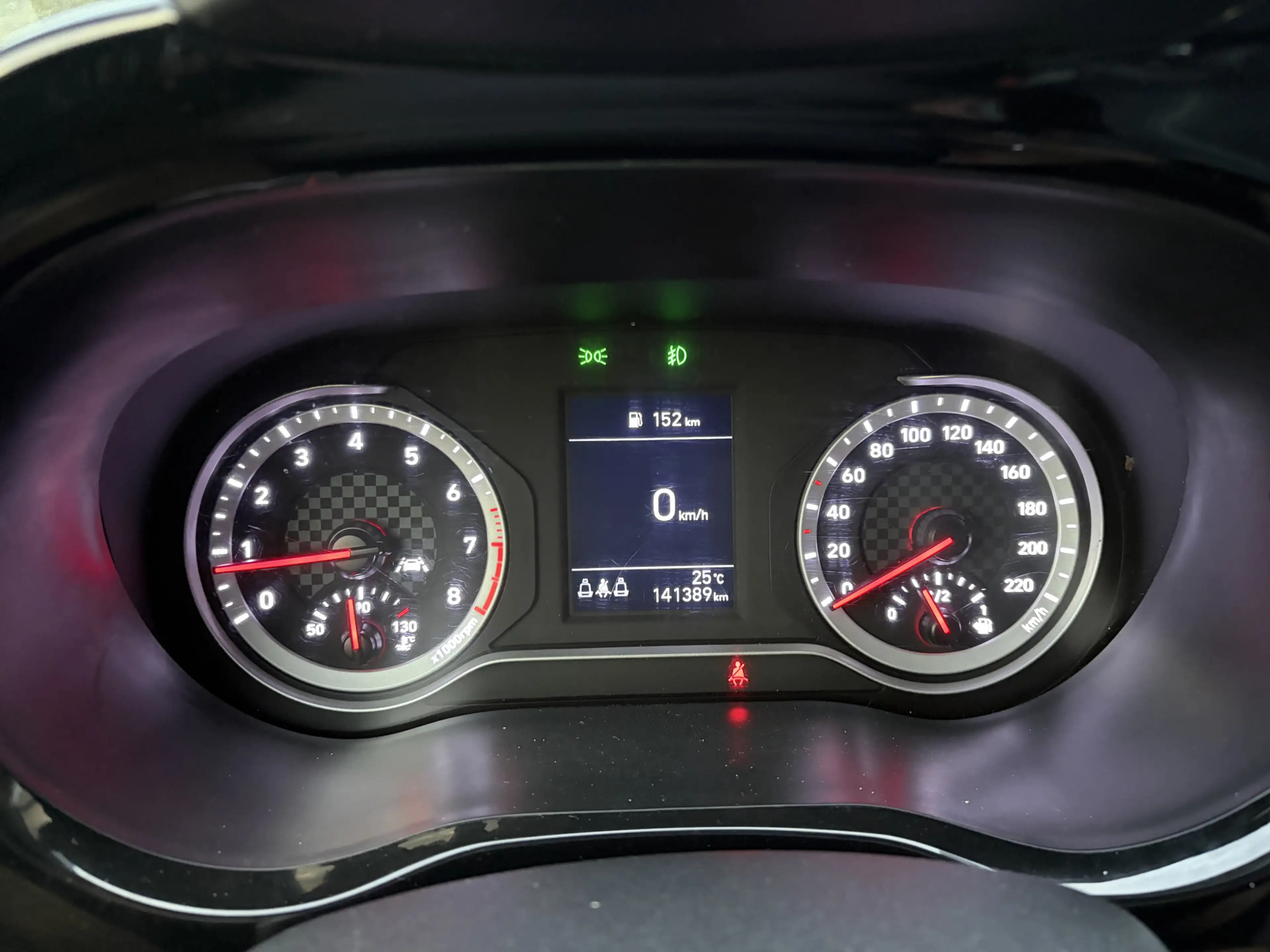 Hyundai i10 1.0 Comfort 5-zits Airco Cv Led App Cruise Nap — photo 5