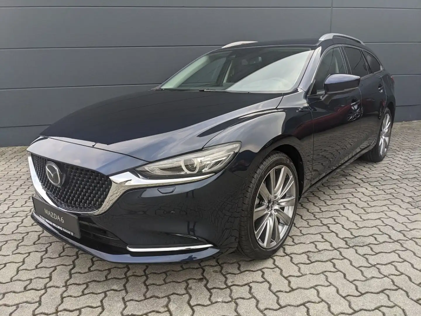 Mazda 6 Kombi 2.0l Exclusive Leder Bose Matrix-LED Blau - 2