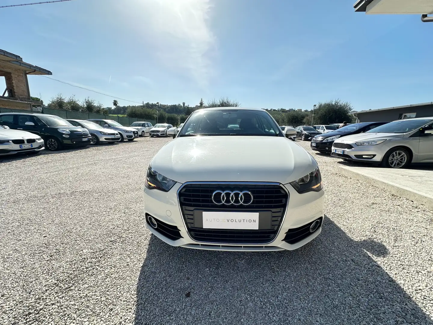Audi A1 1.6 TDI 66 kw 90 cv 147.863 km neopatentati Bianco - 2