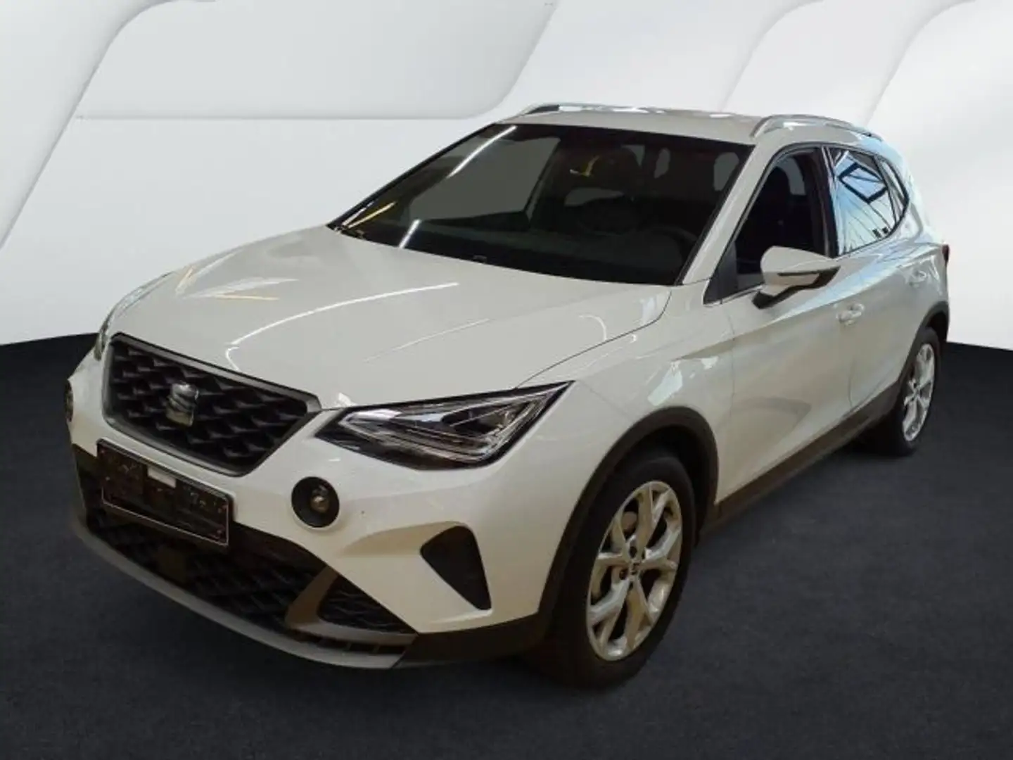SEAT Arona 1.0 TSI DSG FR SIDE-ASSIST LED NAVI VIRTUA Weiß - 2