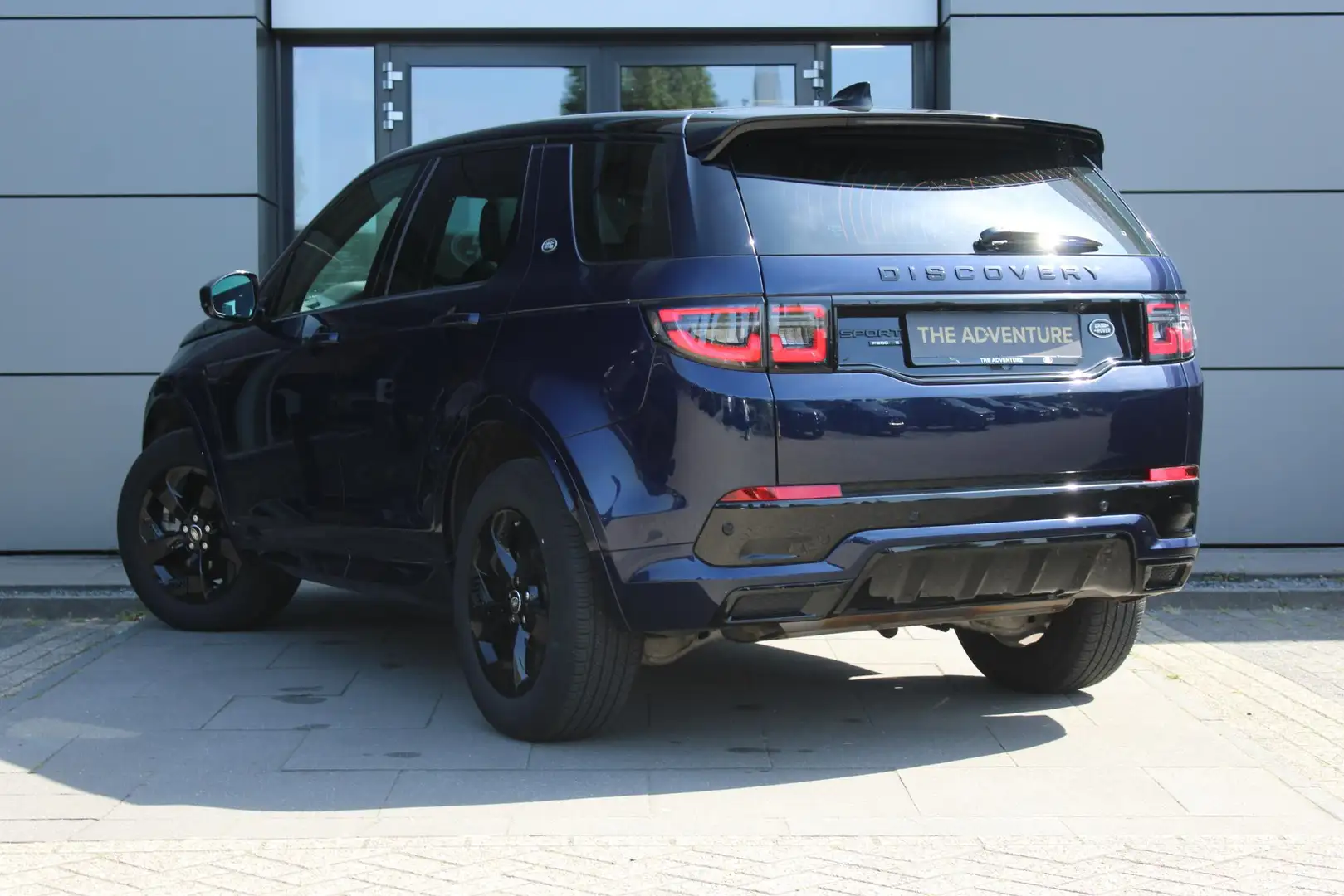 Land Rover Discovery Sport P200 2.0 S Dynamic | Pano | Cold Climate Blauw - 2