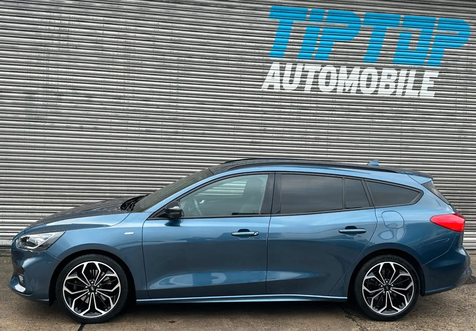 Ford Focus Turnier ST-Line*NAVI*LED*BANG&OLUFSEN*ACC* Bleu - 2