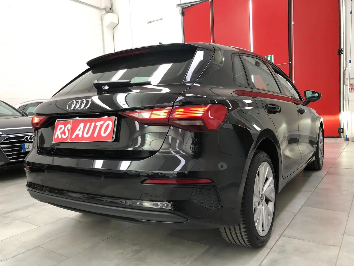 Audi A3 A3 Sportback 35 2.0 tdi Business Advanced s-tronic Schwarz - 2