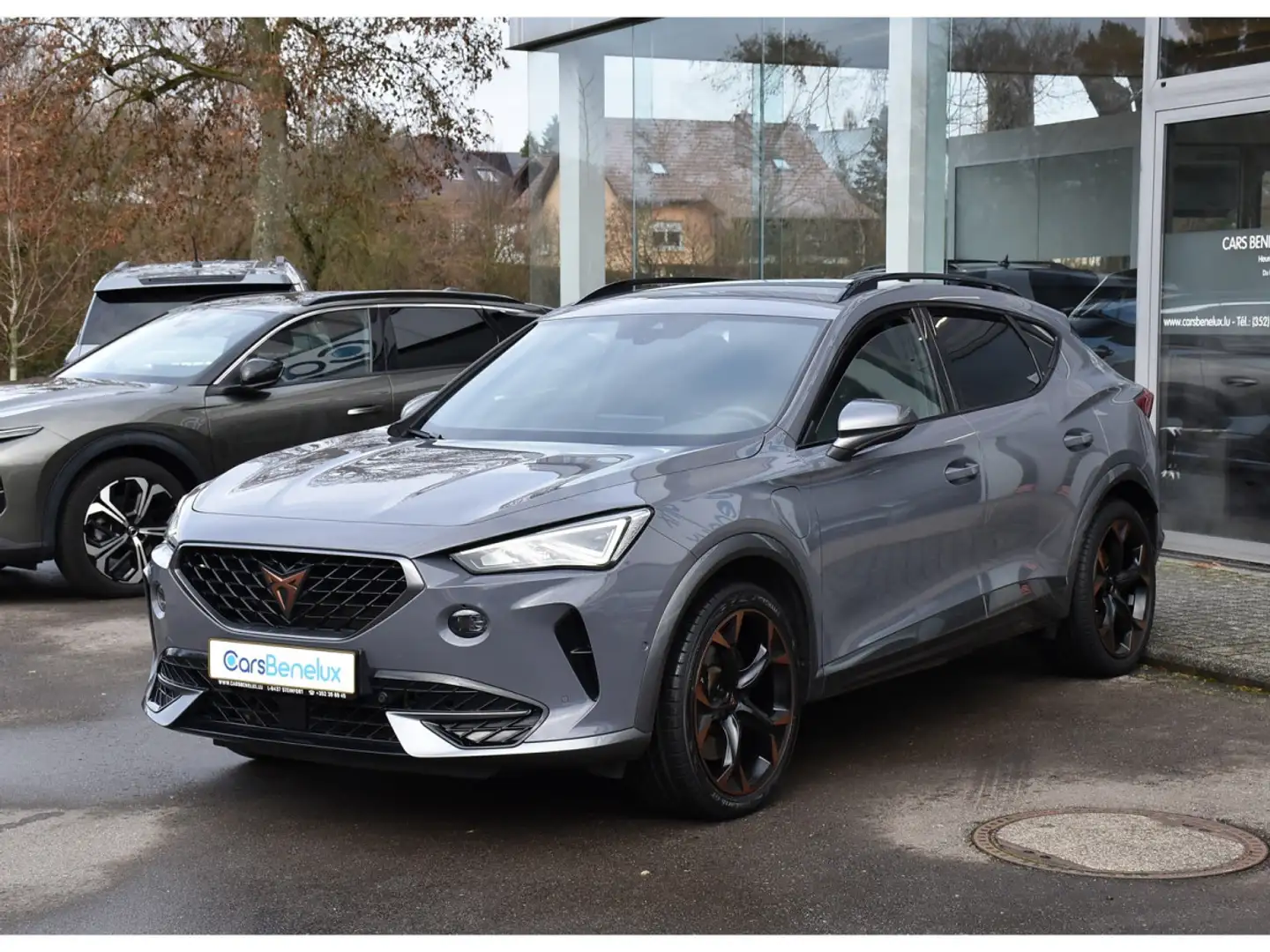 CUPRA Formentor 1.4 e-Hybrid PHEV VZ 245 DSG TRAVEL SIDE ATT RMQ Grijs - 2