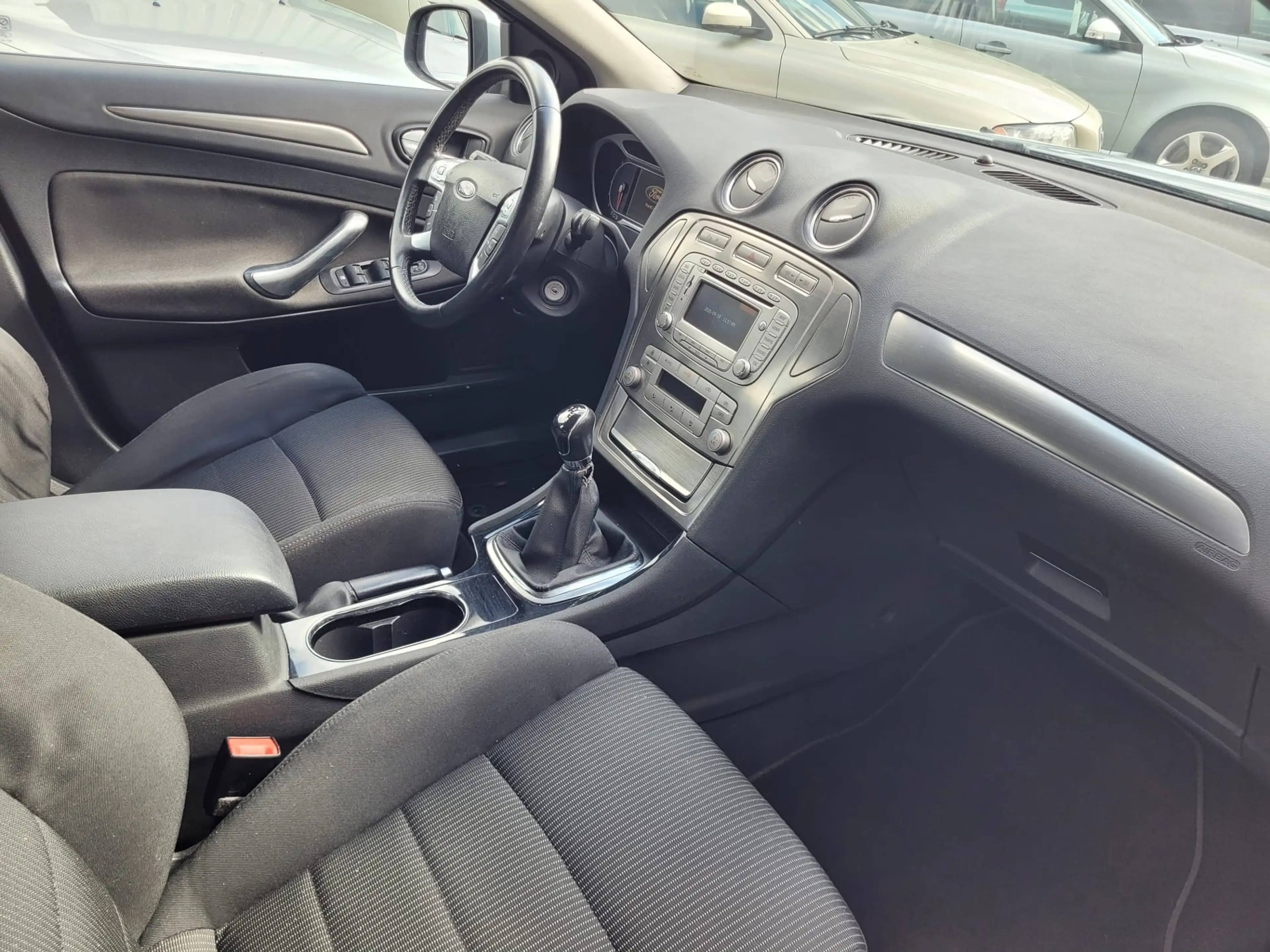 Ford Mondeo Wagon 2.0-16V Limited 1e Eigenaar & 81.000KM! — photo 10