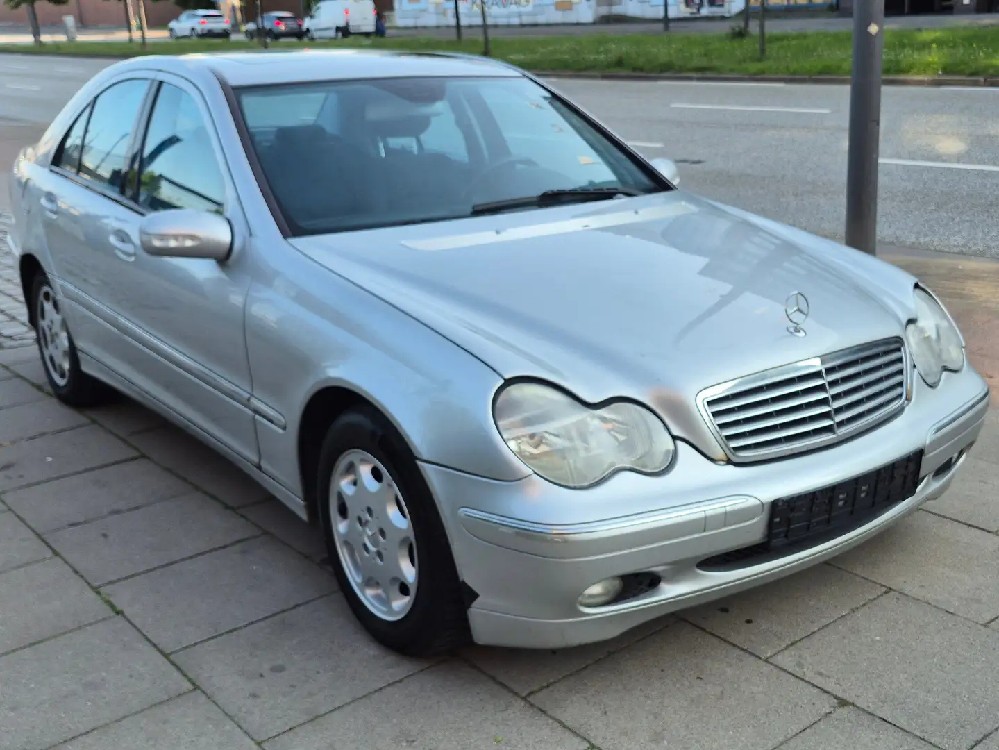 Mercedes-Benz C 180 C 180 Kompressor (203.046)*Automatik* Grigio - 1