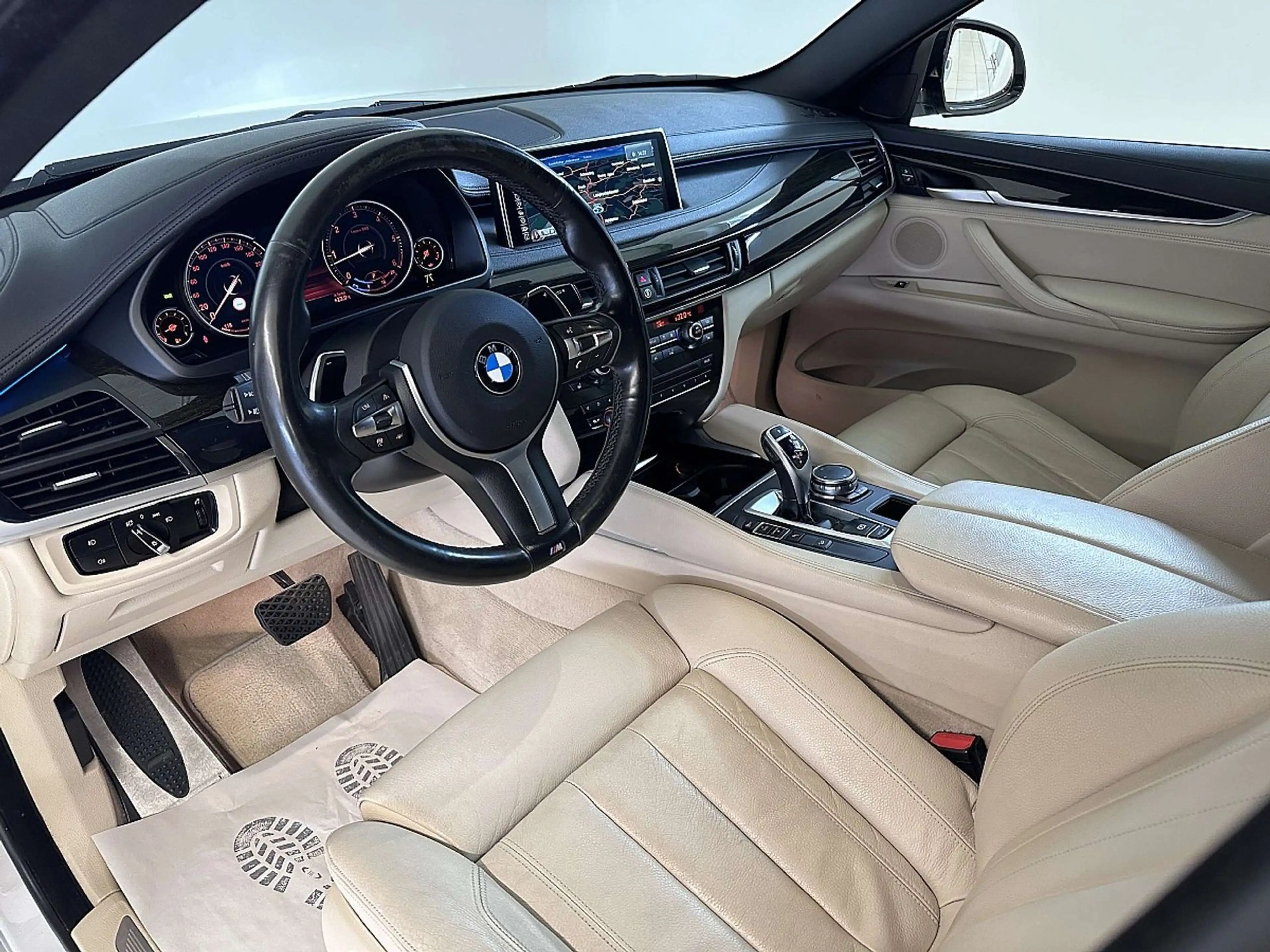 BMW X6 xDrive40d Sport Activity Coupé Österreich-Paket... — photo 14