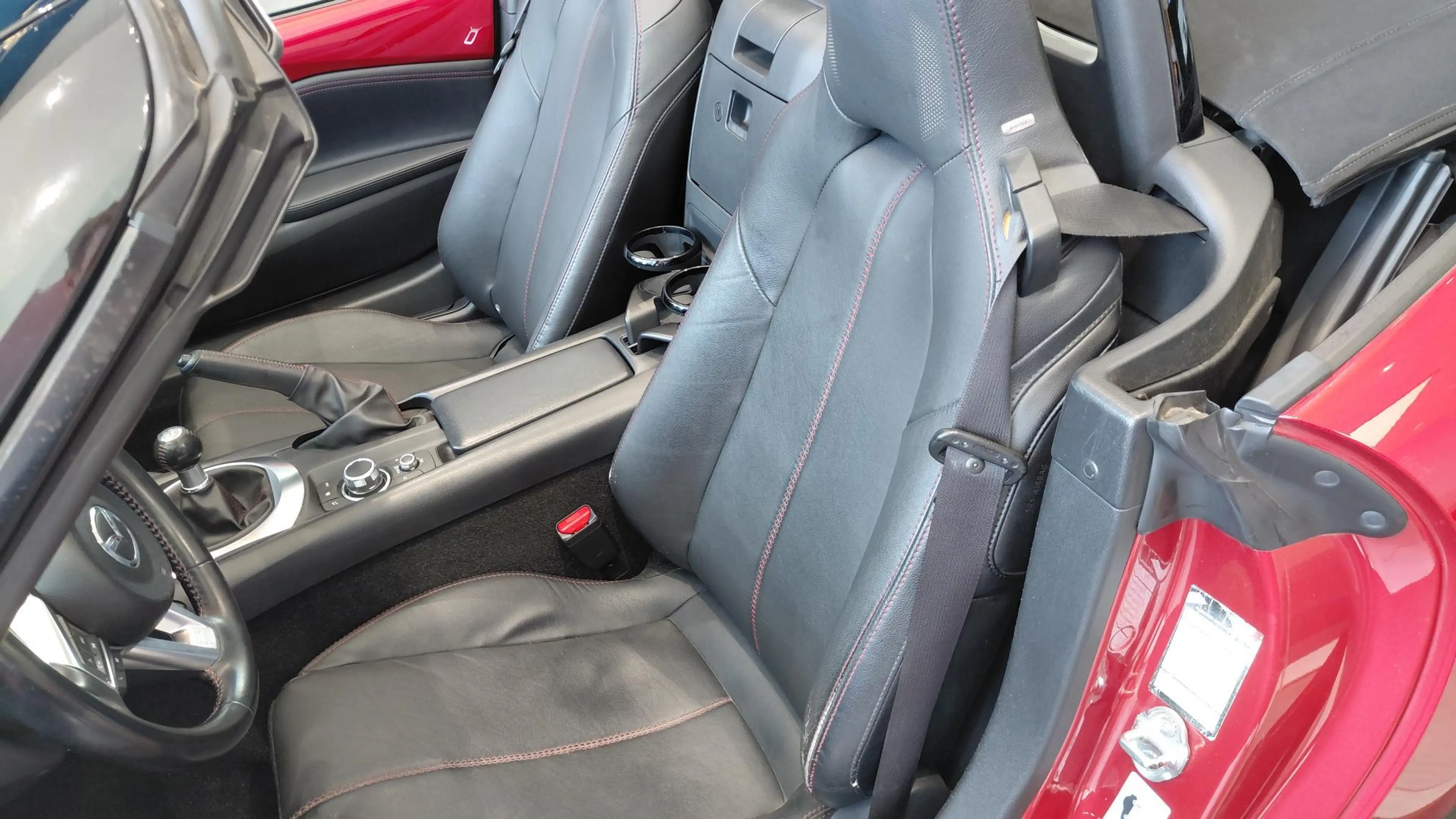 Mazda MX-5 1.5 Skyactiv-G 96kW Skymove — photo 11