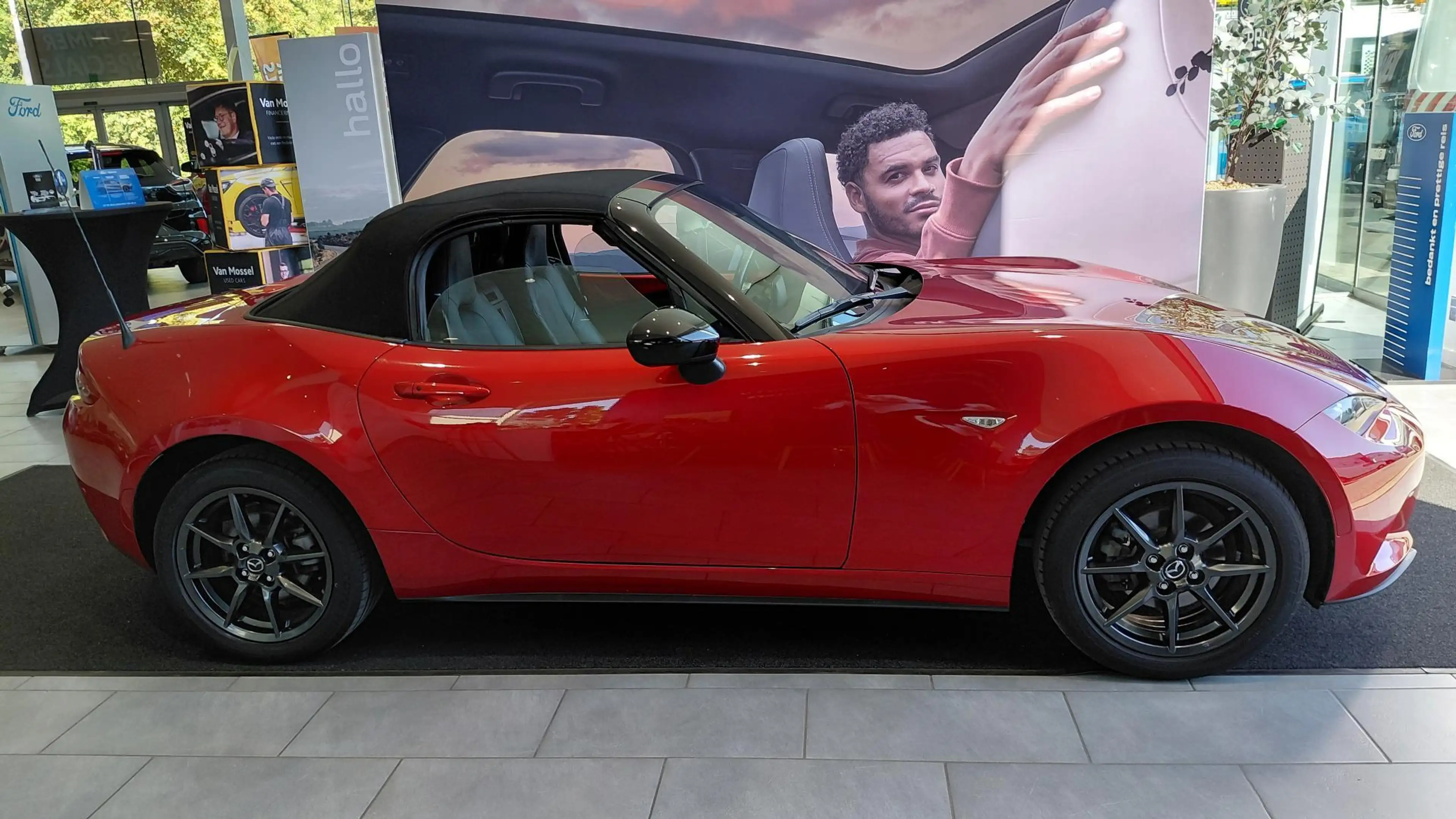 Mazda MX-5 1.5 Skyactiv-G 96kW Skymove — photo 3