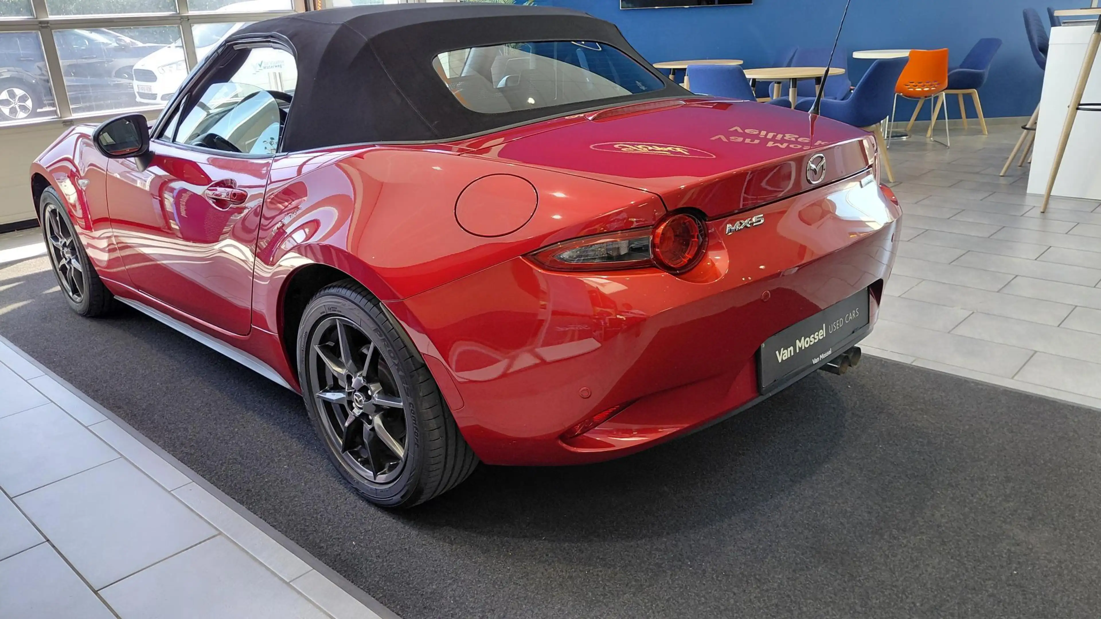 Mazda MX-5 1.5 Skyactiv-G 96kW Skymove — photo 6