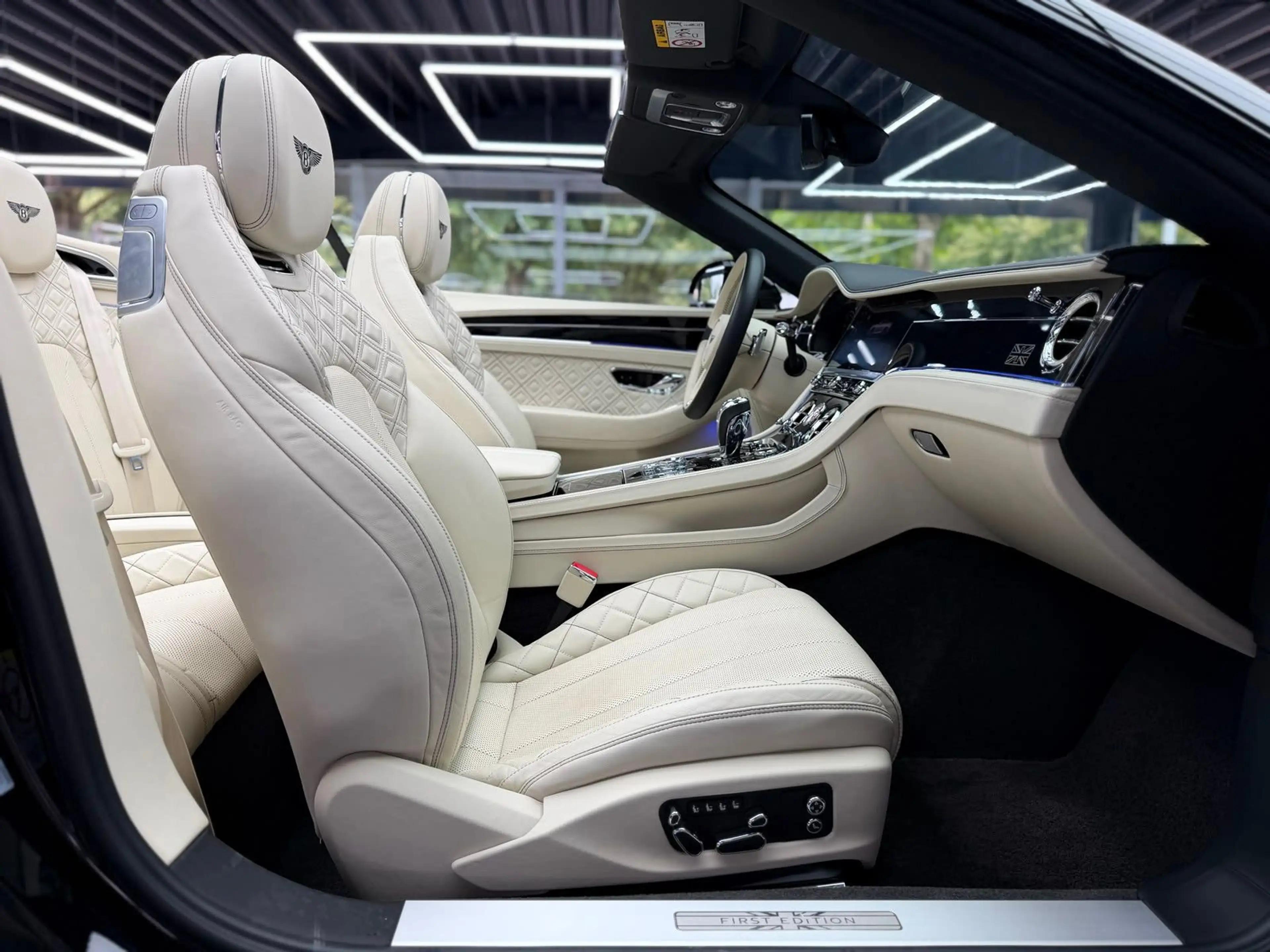 Bentley Continental GTC /FIRST EDITION/B&O/HUD/22'' — photo 8